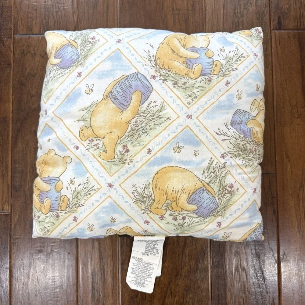 Vintage 90s‎ Disney Winnie the Pooh Classic Pillow Honey Pot Made in USA 16x16